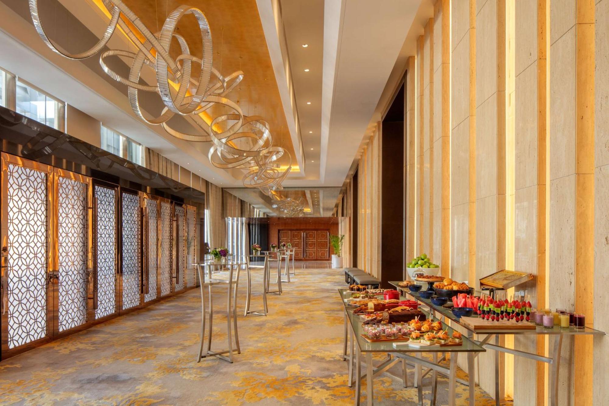 ホテル ハイアット リージェンシー リヤド オラヤ リヤード エクステリア 写真 The Westin Mumbai International Airport